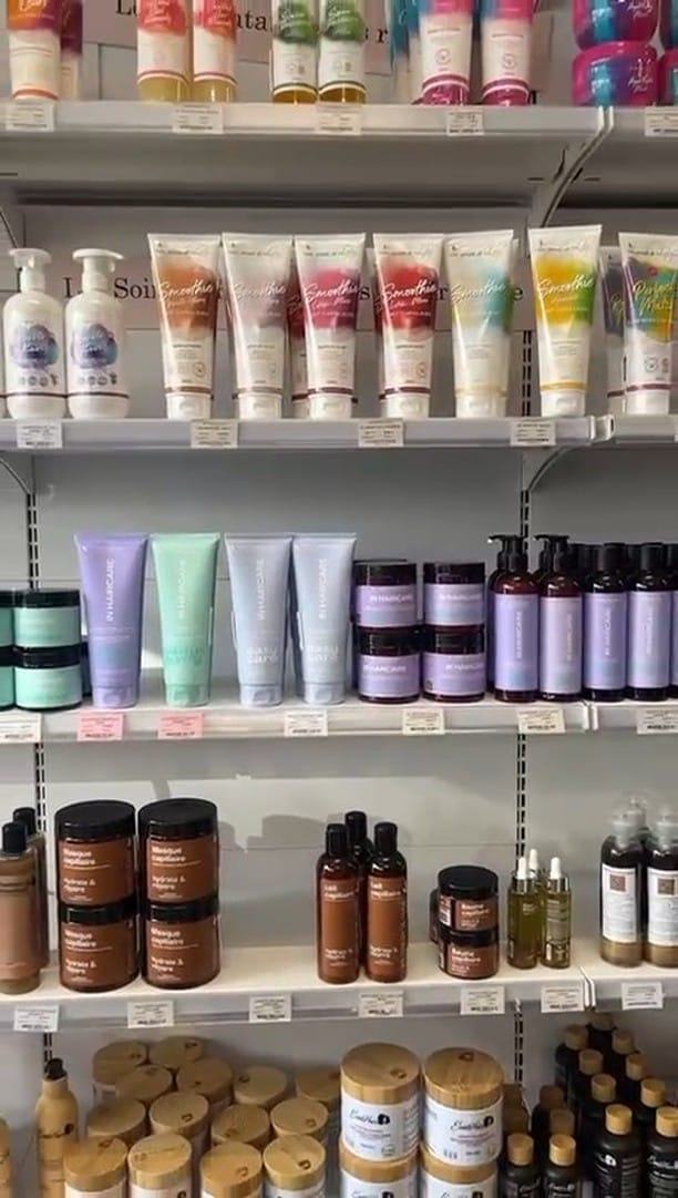 Post 6 by Brooklynhairshop on Instagram (video)