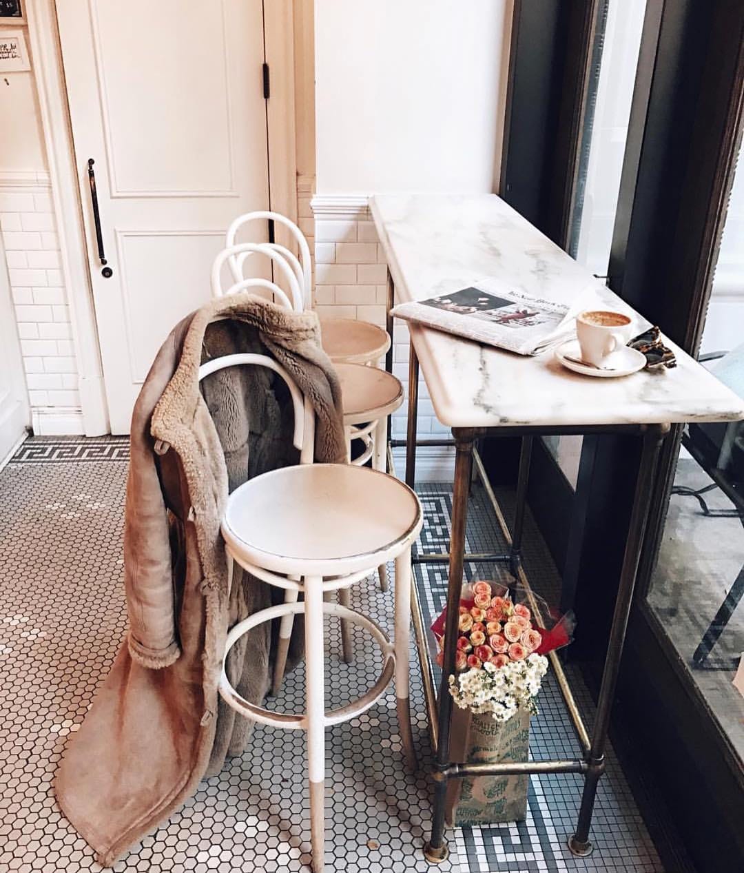 Post 10 by SUD SUD on Instagram (image)