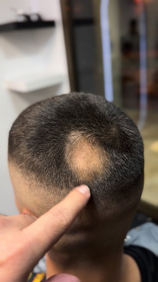 Post 3 by 💇‍♂️LA BARBERIA DEL PANA💇‍♂️ on Instagram (video)
