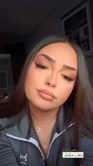 Post 7 by Tayra Extension Cils on Instagram (video)