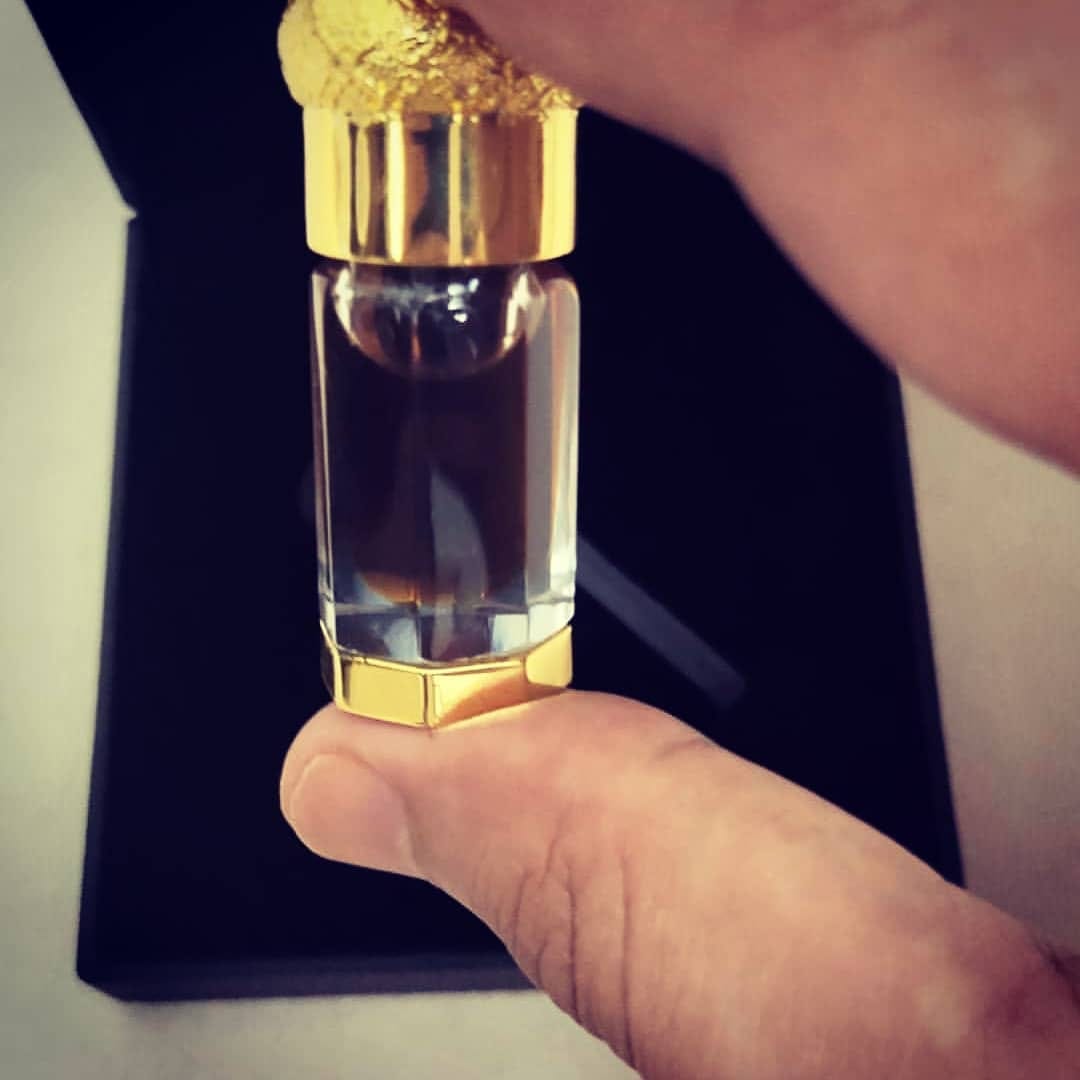 Post 3 by أجود دهن وخشب العود (طبيعي💯) on Instagram (image)