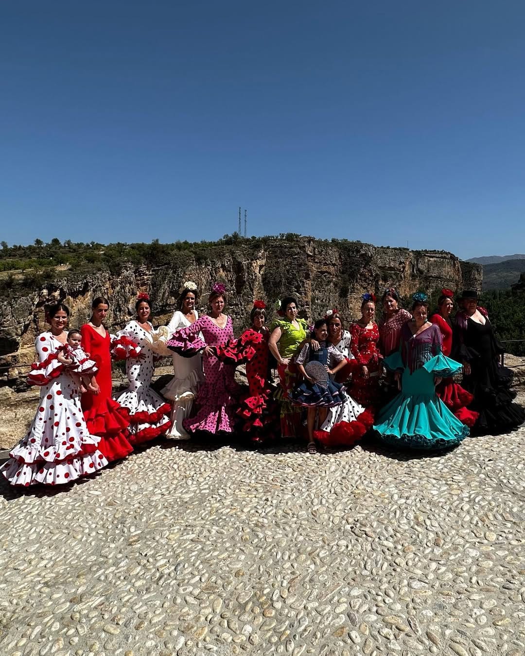 Post 7 by Rosapeula Moda Flamenca on Instagram (carousel)