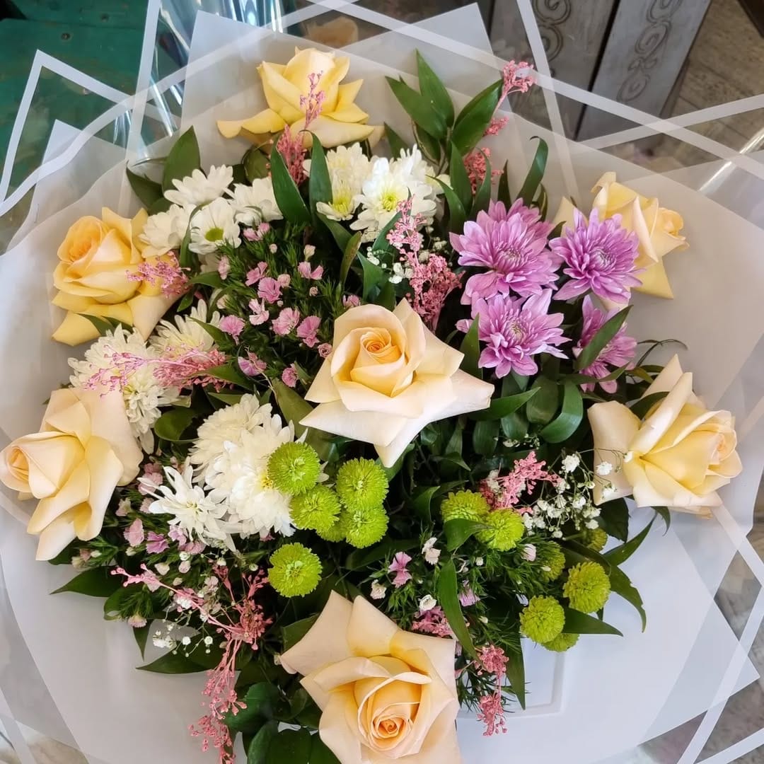 Post 8 by Flowers/Güllər/Цветы on Instagram (image)