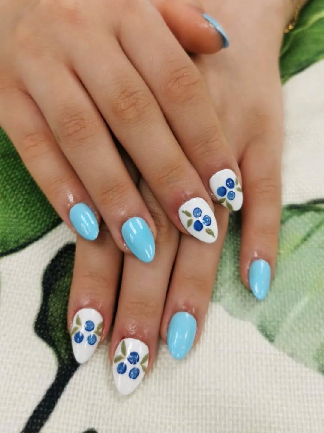 Post 9 by Hair Salon Abu Dhabi | Glamour on Instagram (image)