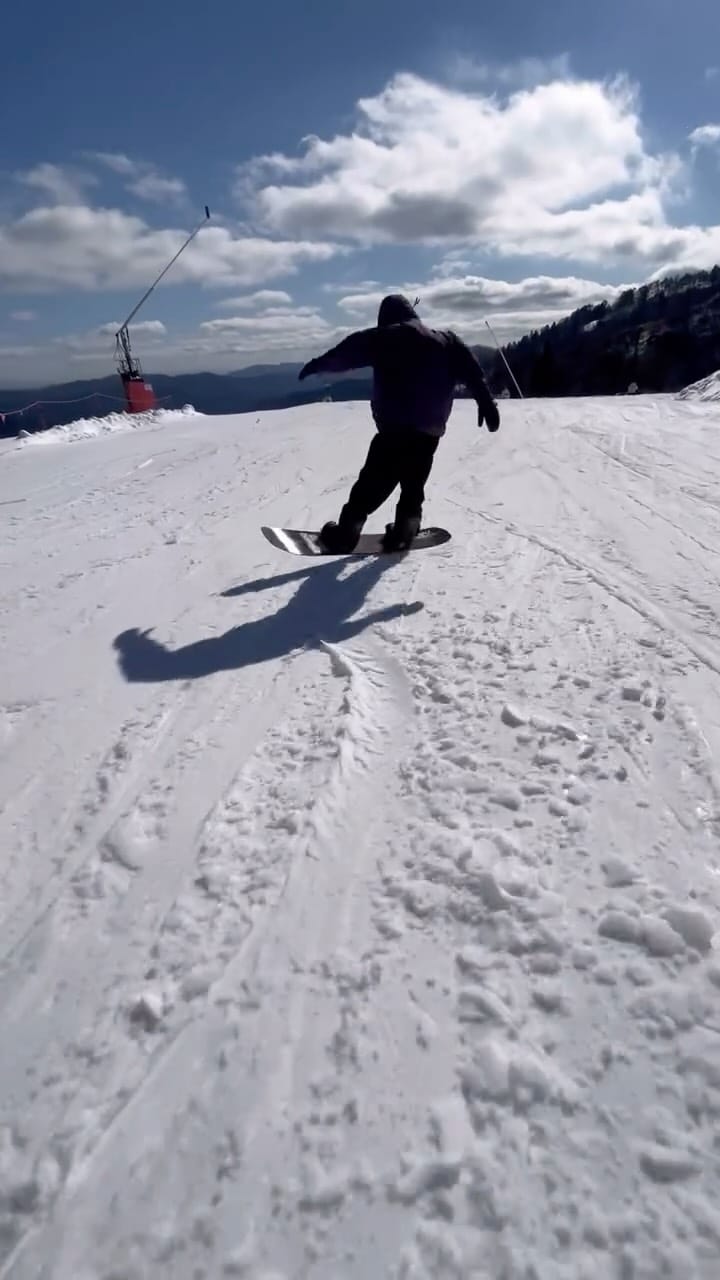 Post 8 by Jun Watanabe on Instagram (video)