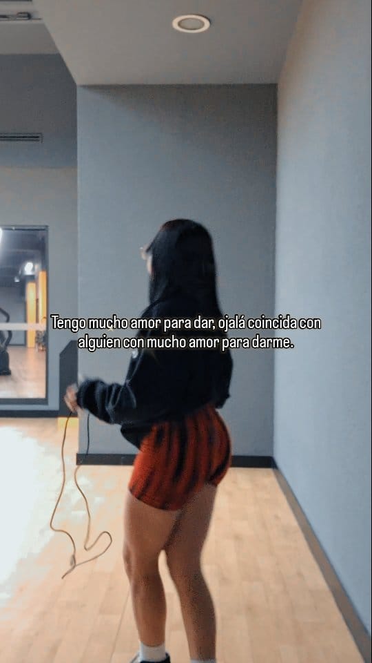 Post 3 by whoisdarlaa on Instagram (video)