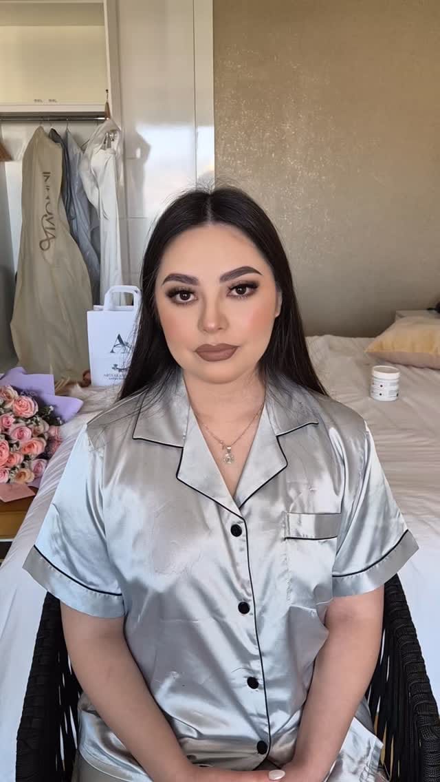 Post 3 by L I Z   M Á R Q U E Z 💋 on Instagram (video)