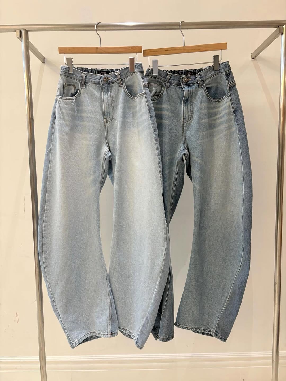 Post 4 by Disco Store / Seoul Style on Instagram (carousel)