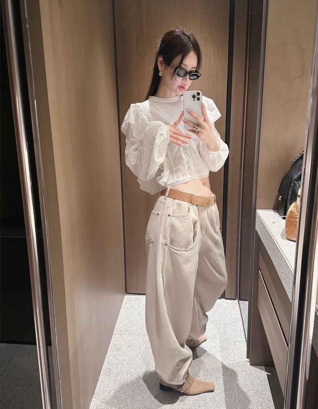 Post 7 by Disco Store / Seoul Style on Instagram (carousel)