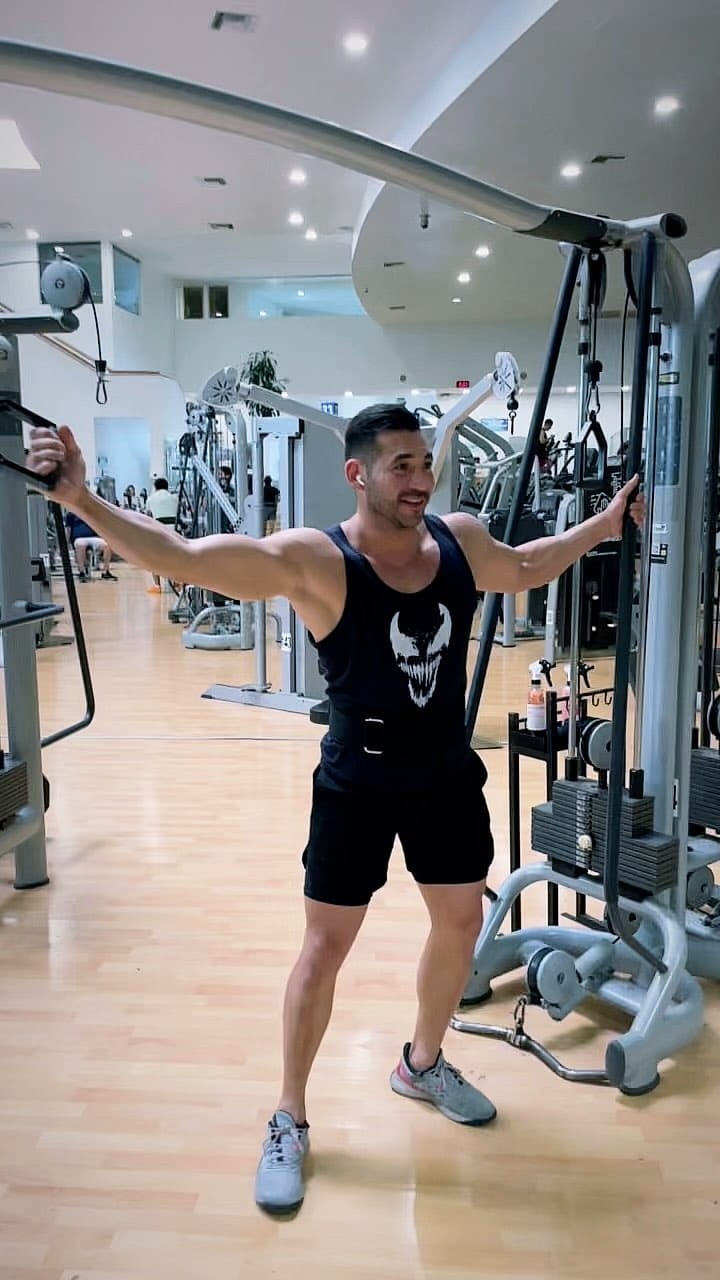 Post 6 by Ramiro Ramirez on Instagram (video)