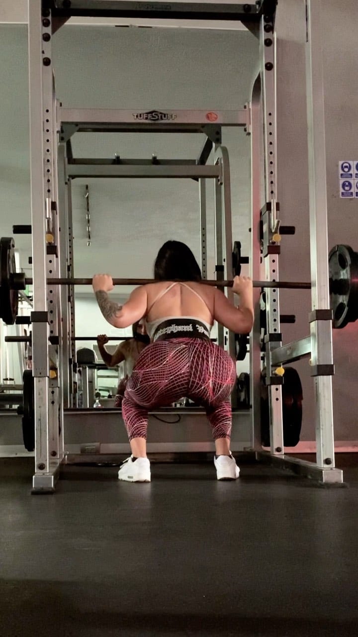 Post 9 by ESTEPHANI VALDÉS on Instagram (video)