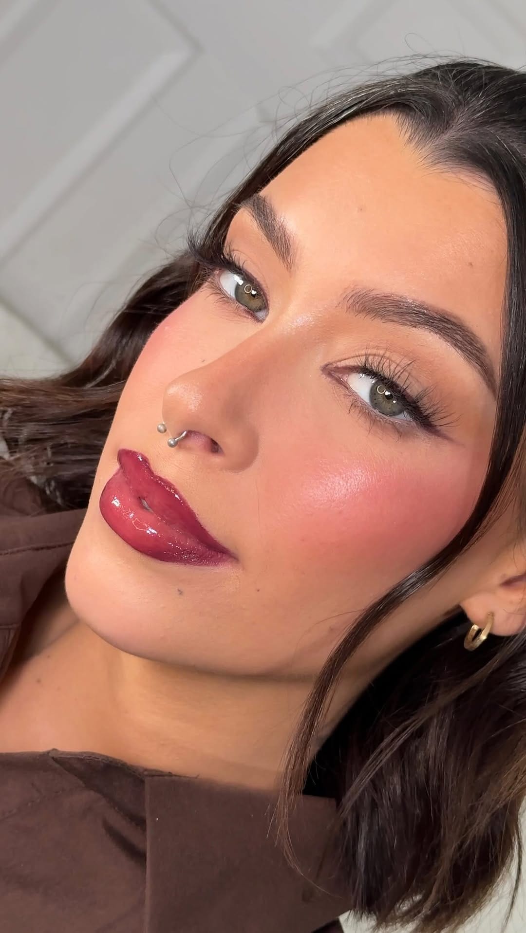Post 2 by Yazmeen Makeup on Instagram (video)