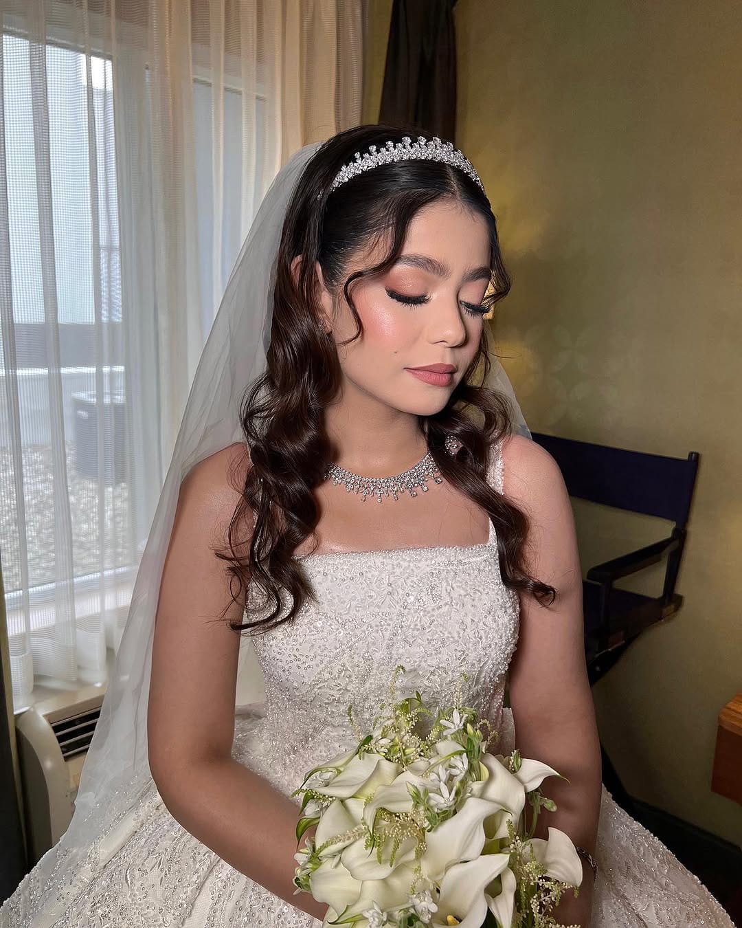 Post 9 by Yazmeen Makeup on Instagram (carousel)