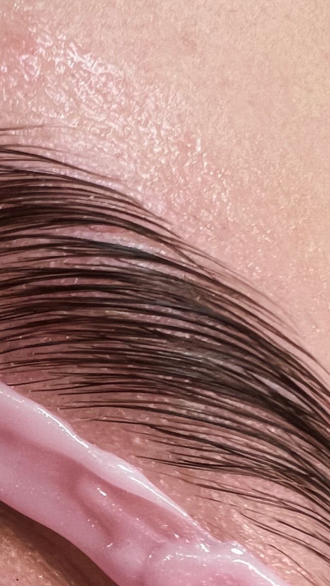 Post 7 by The Brow Spot | Expertas en cejas, pestañas & beauty hacks on Instagram (video)