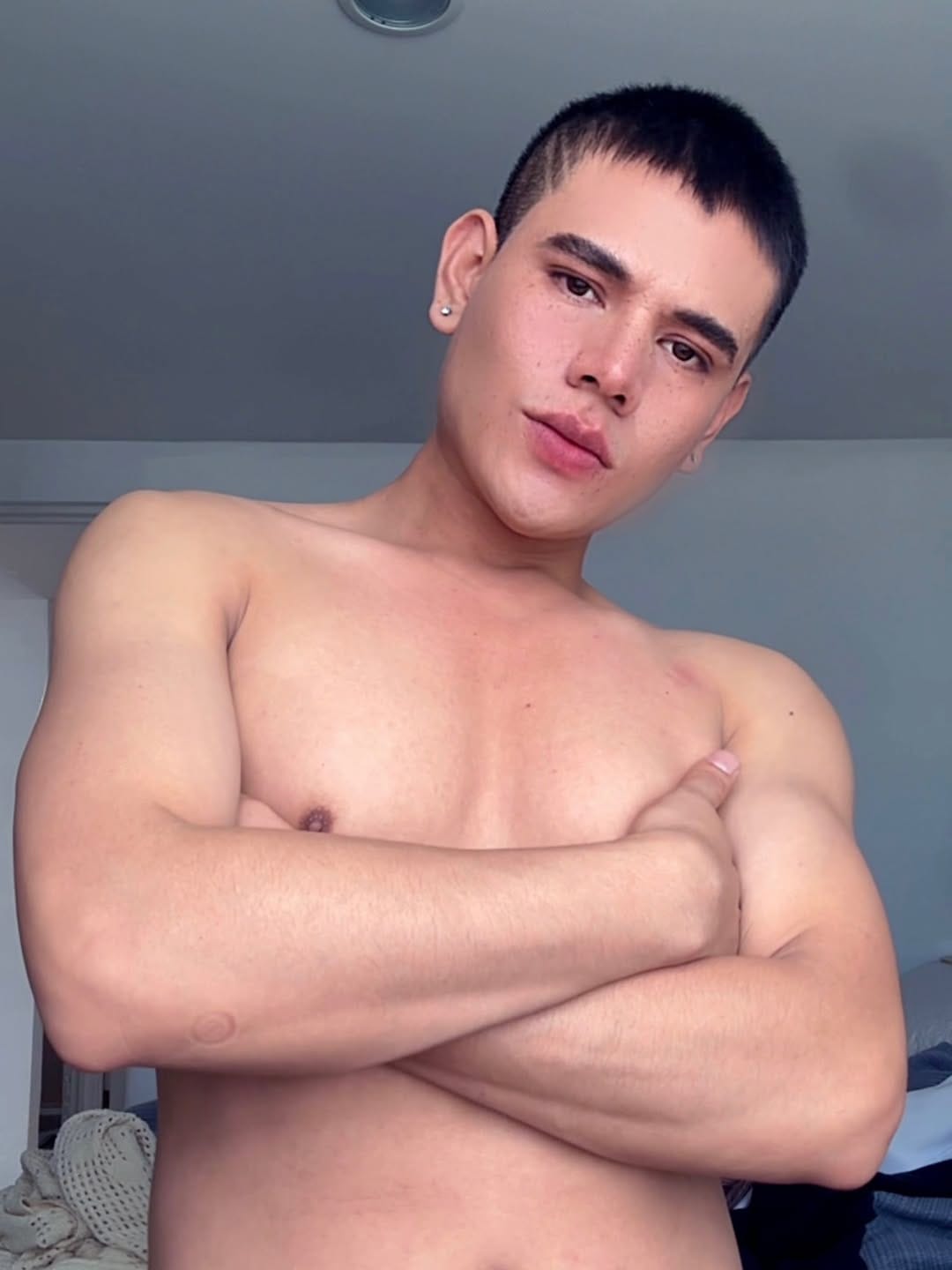 Post 4 by Edric Vazquez on Instagram (carousel)