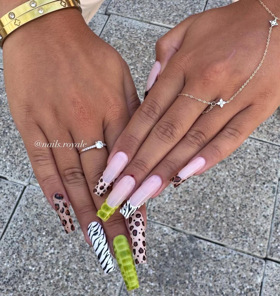 Post 9 by ✨ 𝐎 𝐍 𝐆 𝐋 𝐄 𝐒 ✨ on Instagram (image)