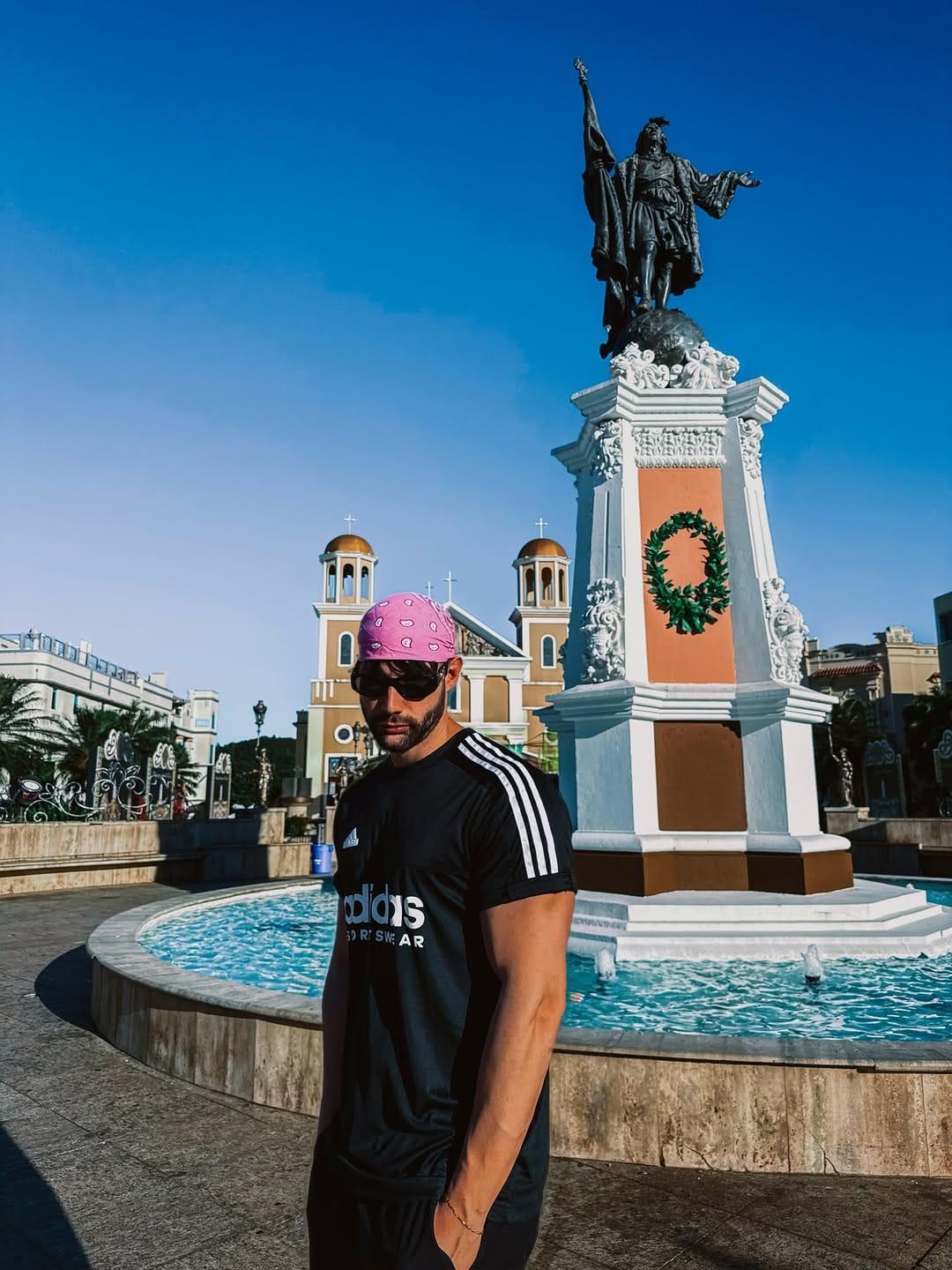 Post 4 by Mariano on Instagram (carousel)