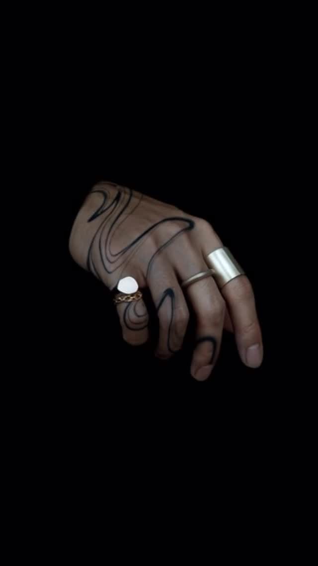 Post 1 by Sena Aslan | Tattoo Artist & Mentor on Instagram (video)
