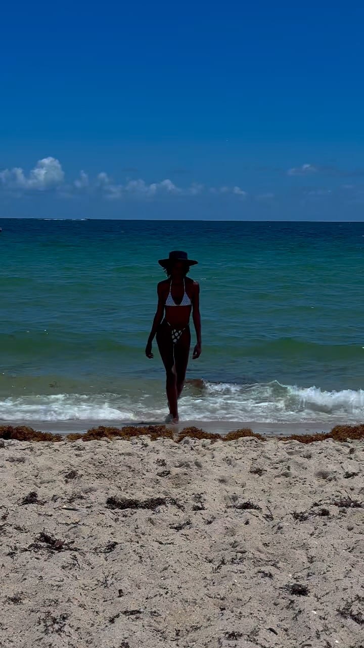 Post 9 by Tifeny on Instagram (video)
