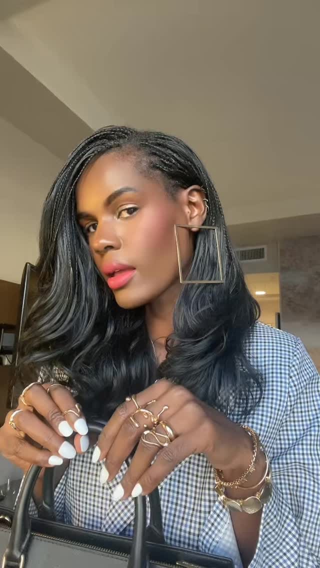 Post 3 by Tifeny on Instagram (video)