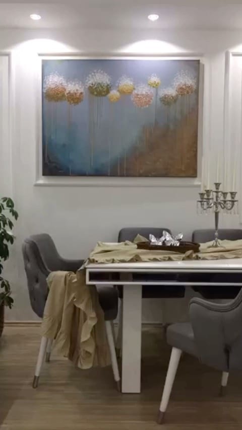 Post 3 by Venüs Art Home on Instagram (video)