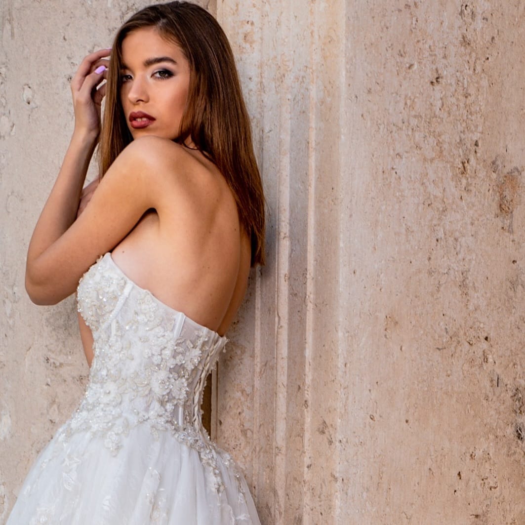 Post 5 by Luxury handmade Bridal atelier on Instagram (image)