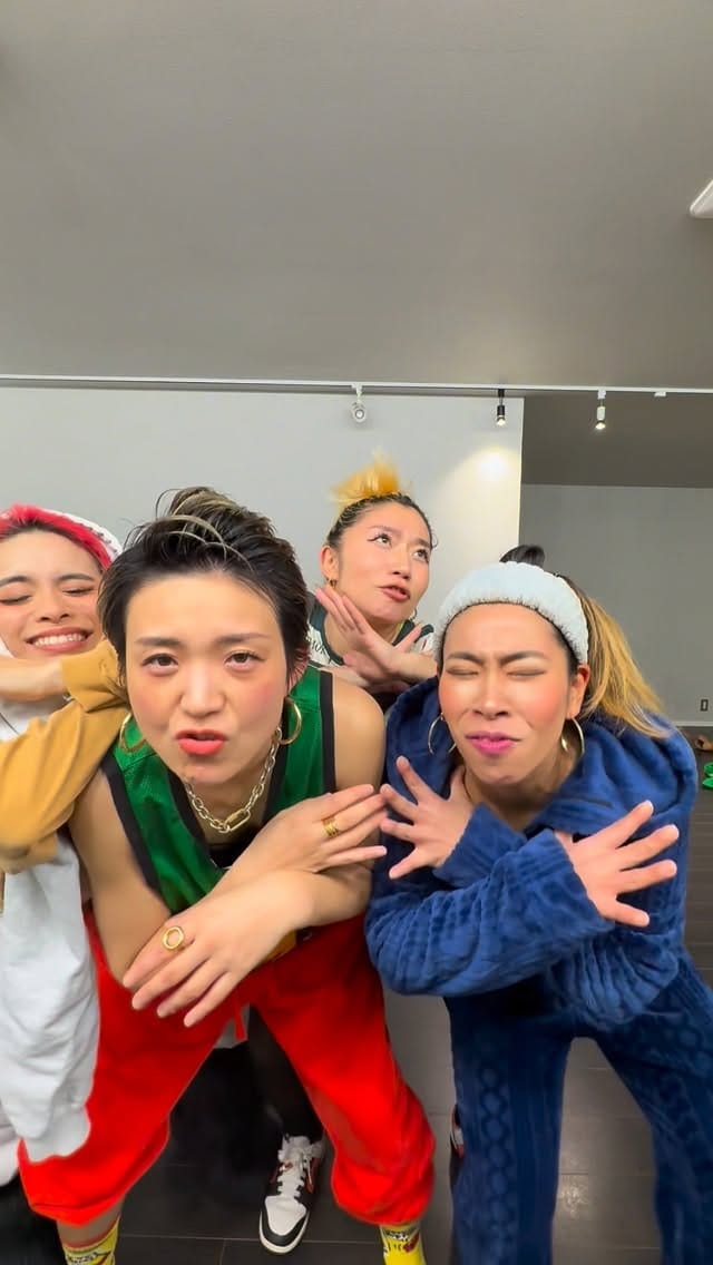 Post 4 by YANGHEE🍊 fr アイタルケー& YAH-MANz on Instagram (video)