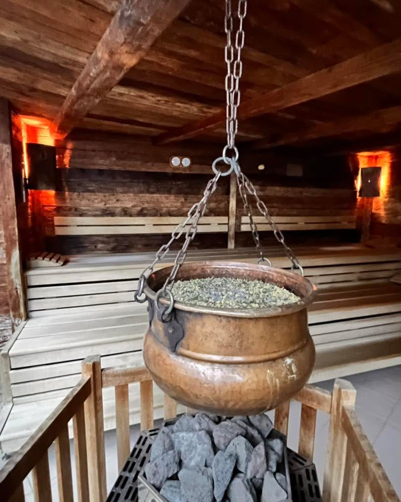 Post 10 by Chiemgau Thermen Bad Endorf on Instagram (carousel)