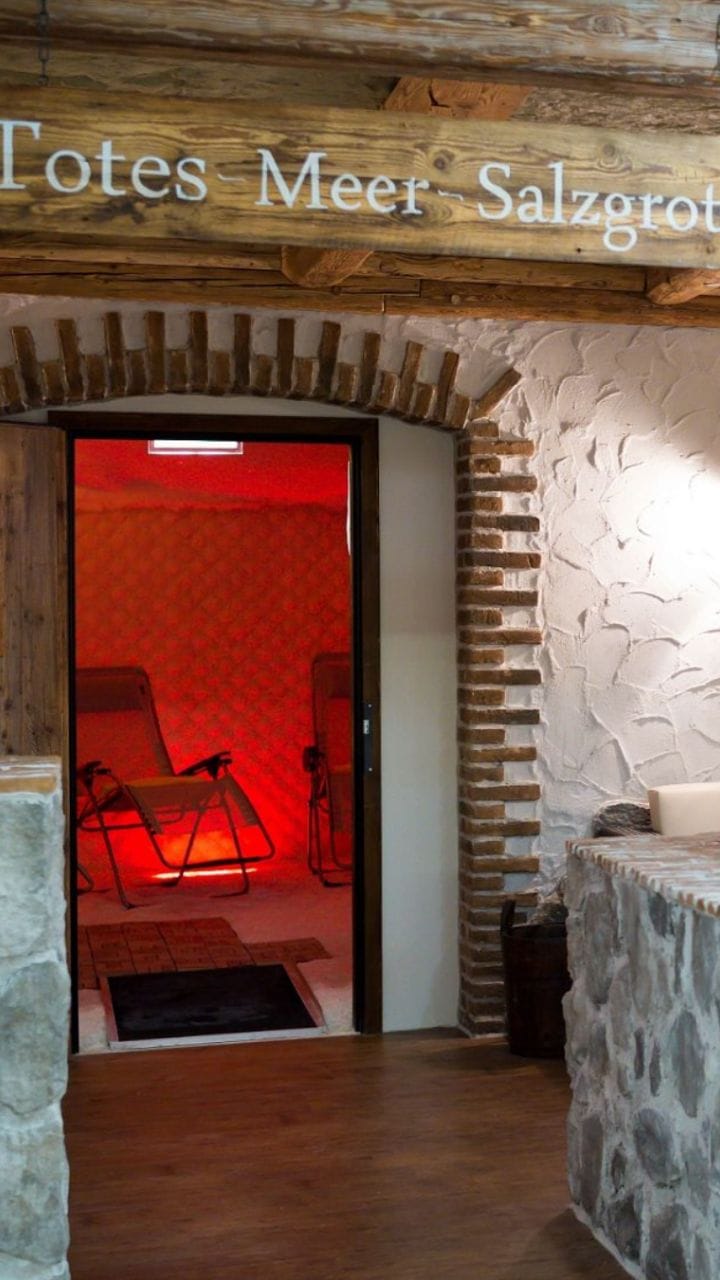Post 4 by Chiemgau Thermen Bad Endorf on Instagram (video)