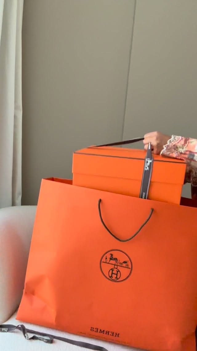 Post 7 by بنت سليمان on Instagram (video)