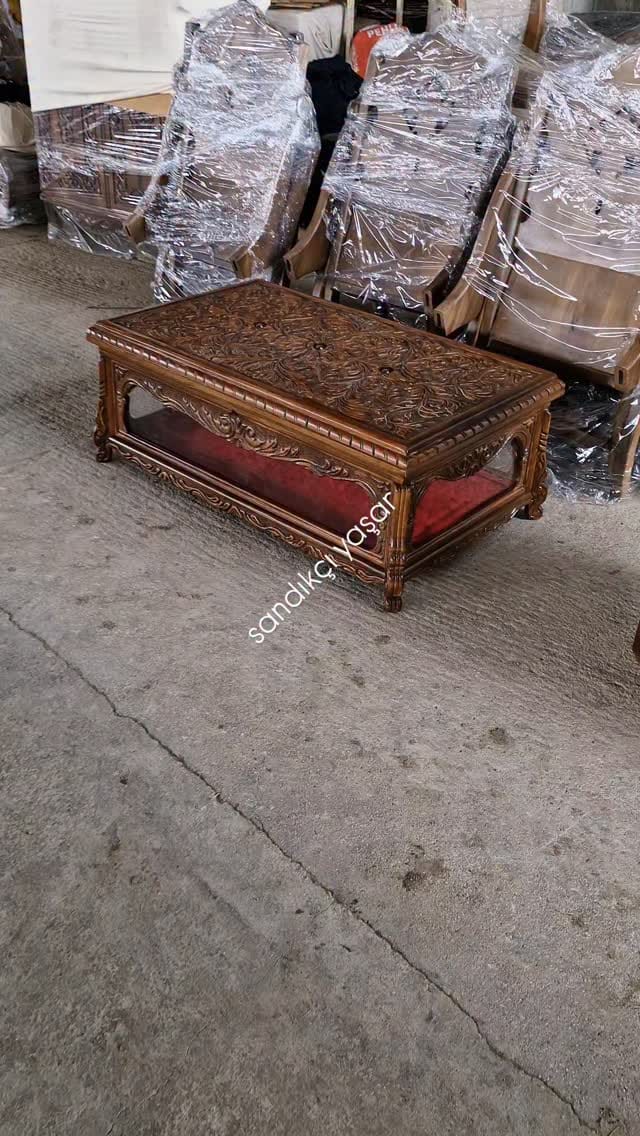 Post 8 by Sandıkçı Yaşar El Oyması Çeyiz Sandığı, Sehpa, Takı Kutuları on Instagram (video)