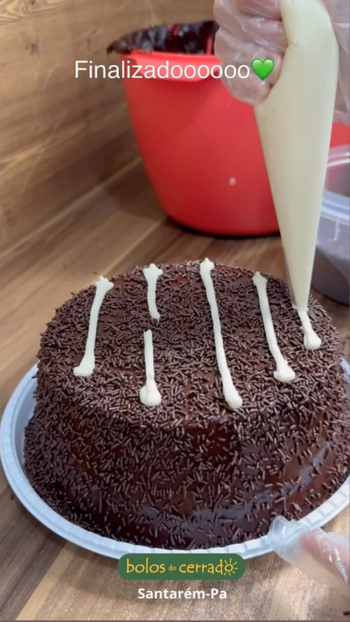 Post 7 by BOLOS DO CERRADO SANTARÉM on Instagram (video)