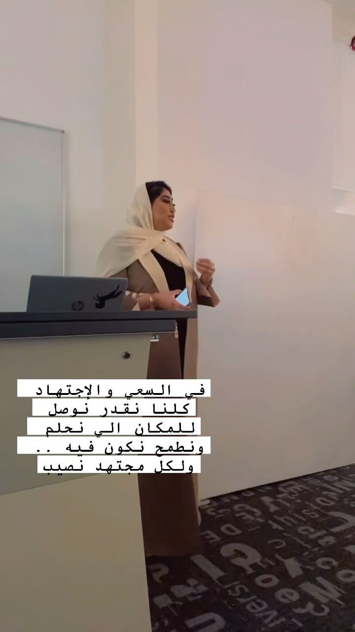 Post 8 by MnoOor💋💋 on Instagram (video)