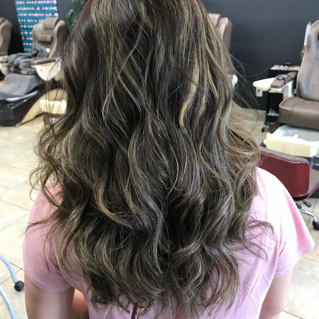 Post 4 by UNIQUE BEAUTY SALON AND SPA on Instagram (carousel)