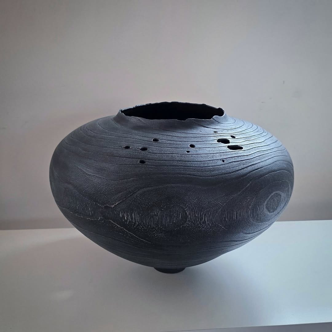 Post 3 by +樹 플러스 수 woodturning on Instagram (carousel)