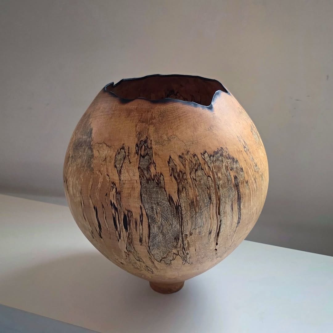 Post 9 by +樹 플러스 수 woodturning on Instagram (carousel)