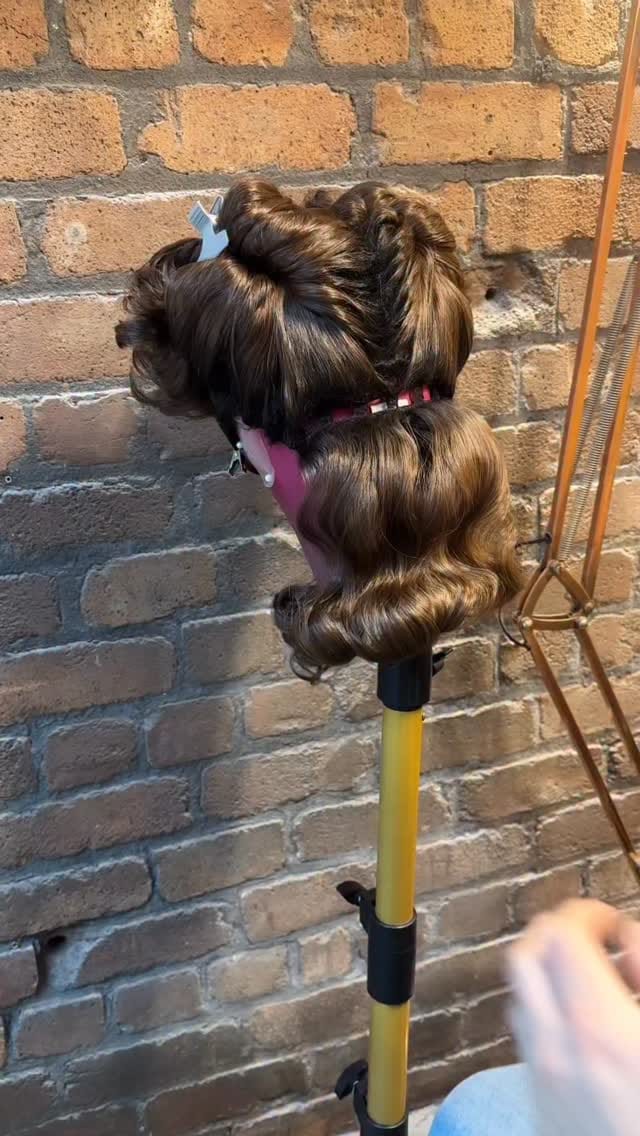 Post 10 by Carl Brown on Instagram (video)