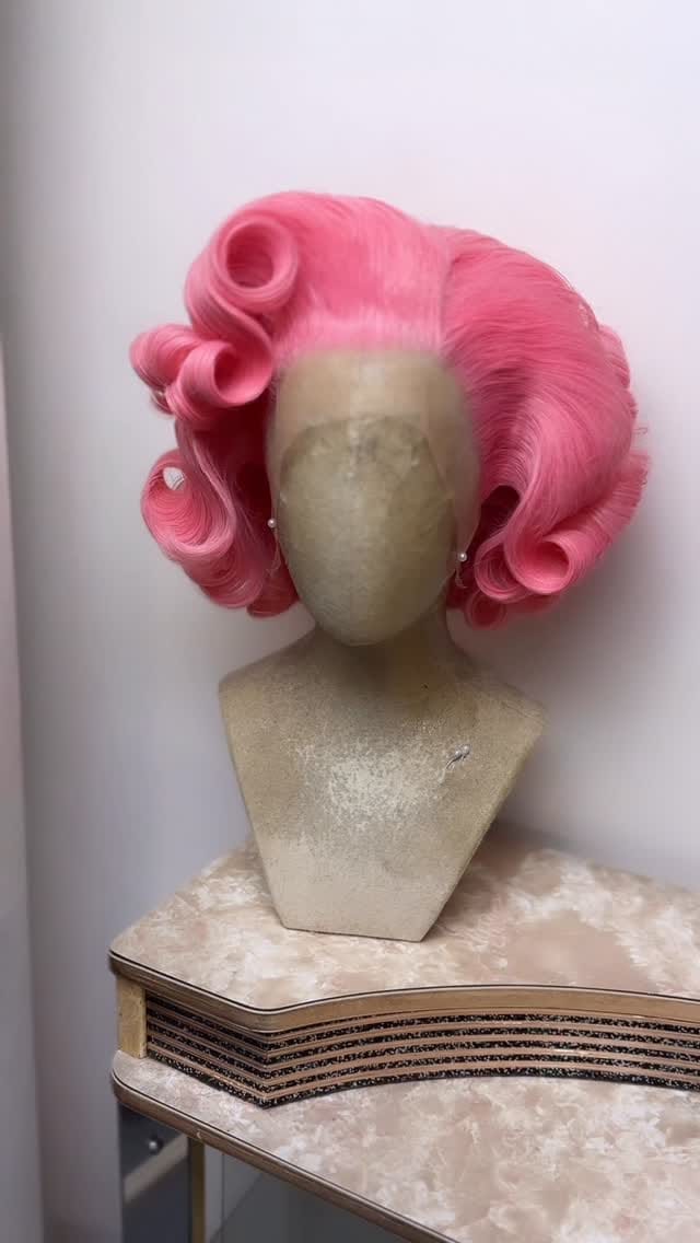 Post 5 by Carl Brown on Instagram (video)