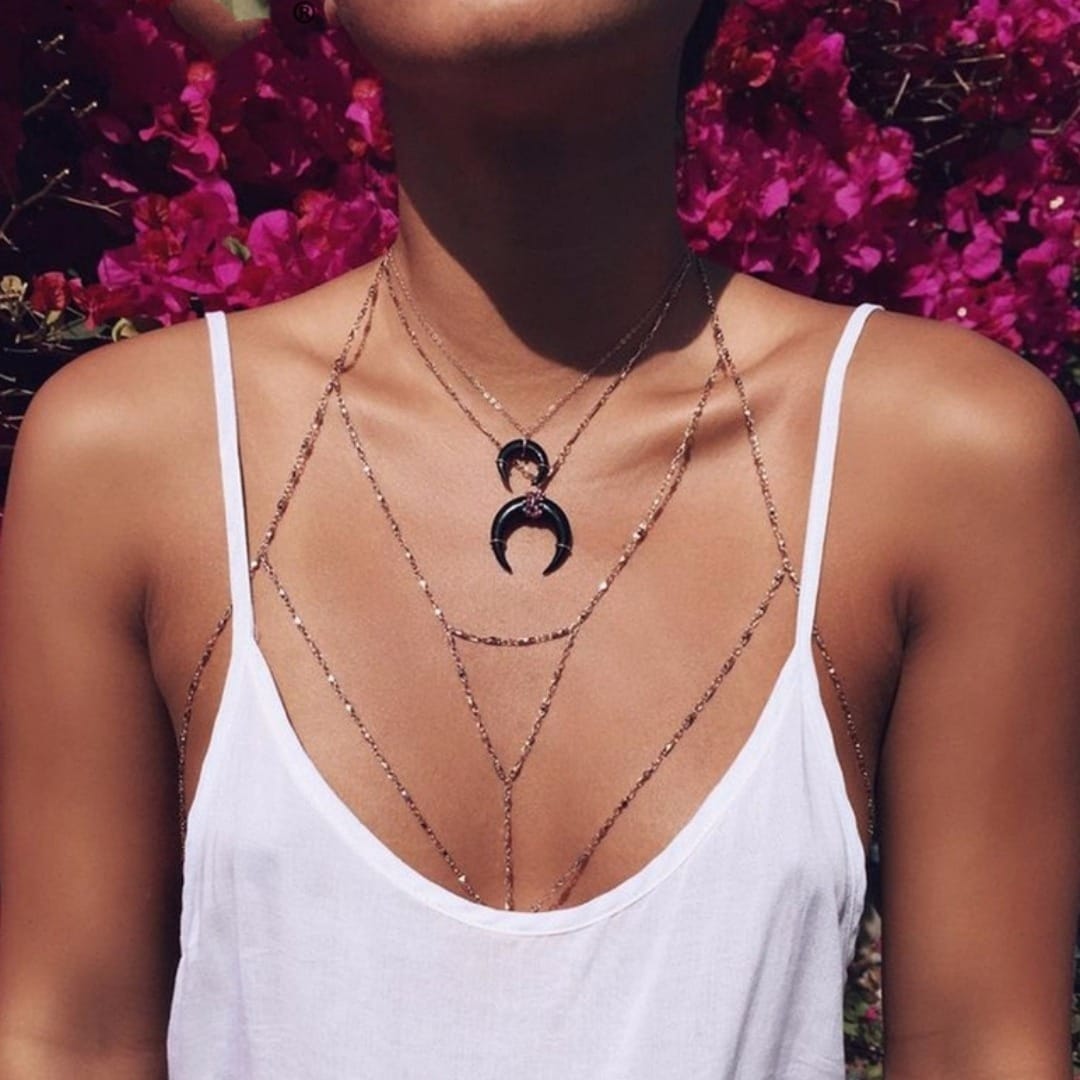 Post 6 by WOMEN STYLE GUIDE & SHOP on Instagram (image)