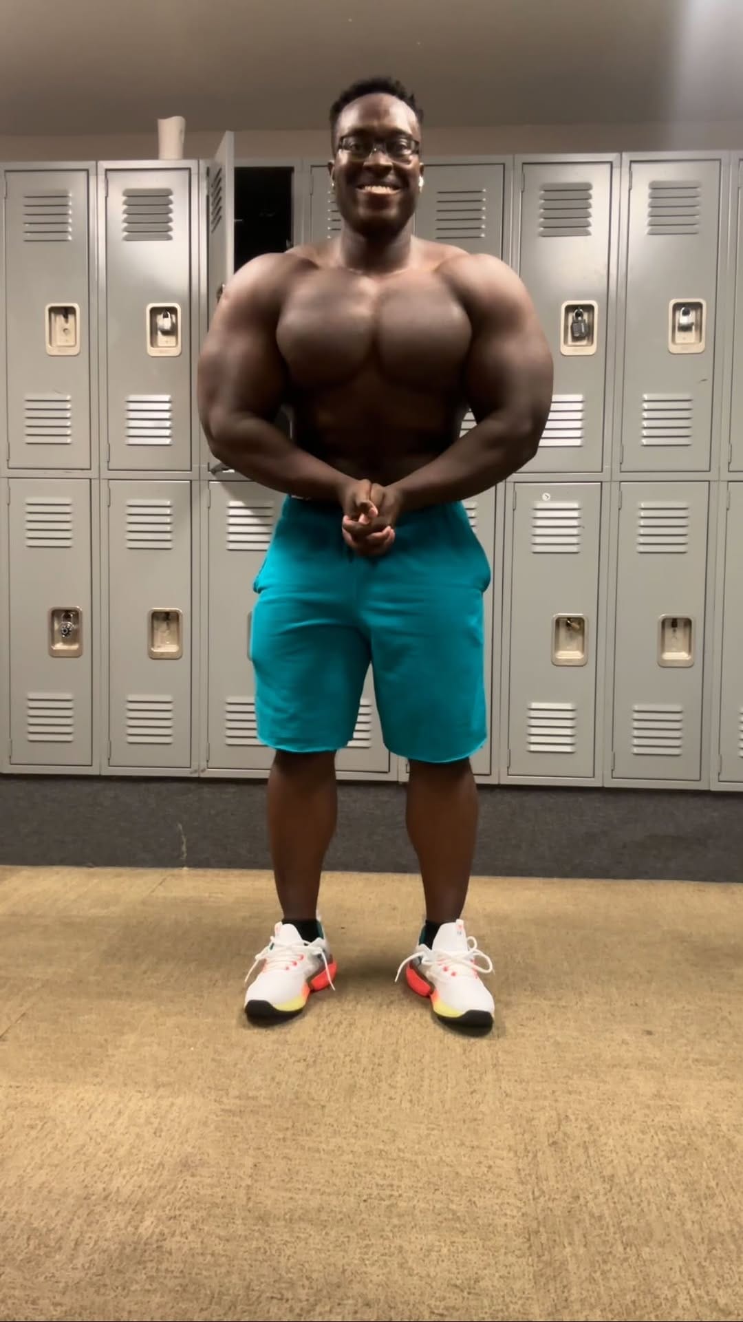 Post 5 by MADU 🇳🇬🇺🇸 on Instagram (video)