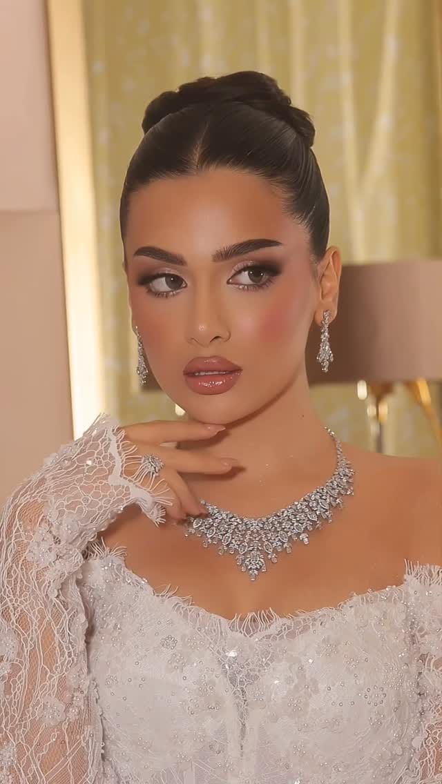 Post 7 by Doaa Artist💄 on Instagram (video)