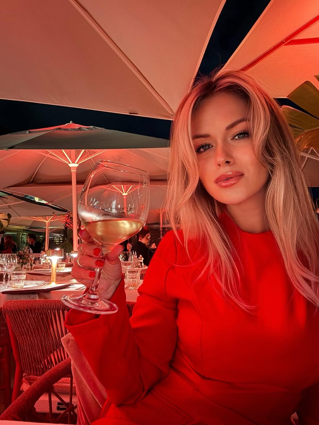 Post 5 by Anna Gheletchii on Instagram (carousel)