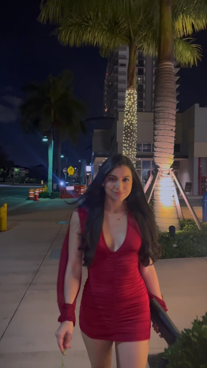 Post 7 by Raysa Gabriela on Instagram (video)