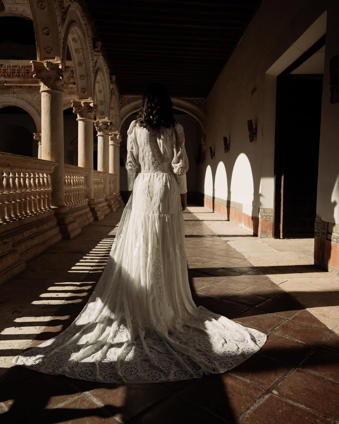 Post 6 by Tulle Rouge Atelier - Novias on Instagram (carousel)