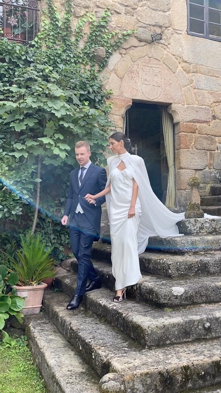 Post 4 by Tulle Rouge Atelier - Novias on Instagram (video)