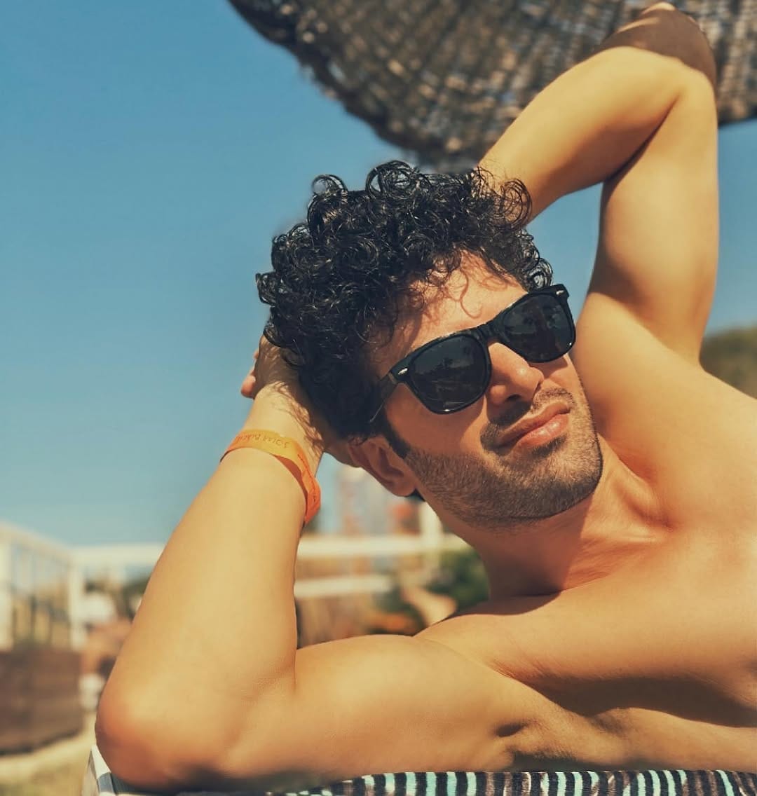Post 6 by میثم خان/sam sahne on Instagram (image)