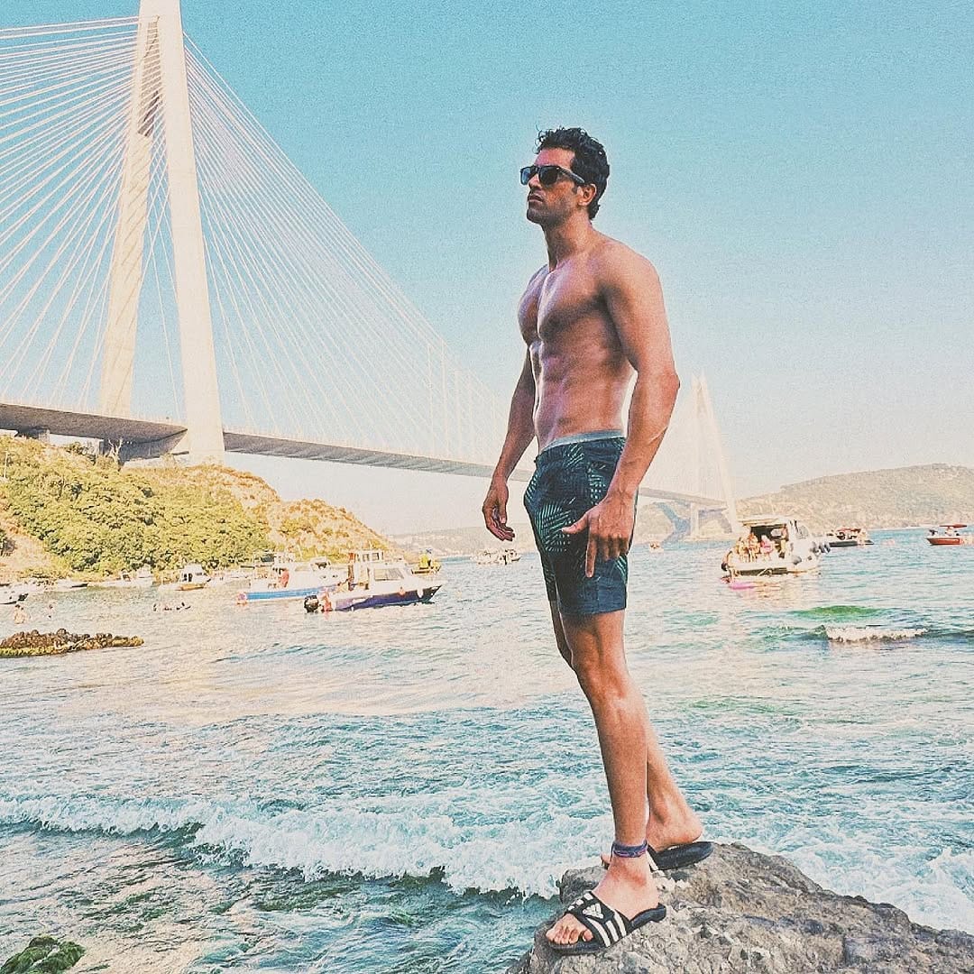 Post 5 by میثم خان/sam sahne on Instagram (image)