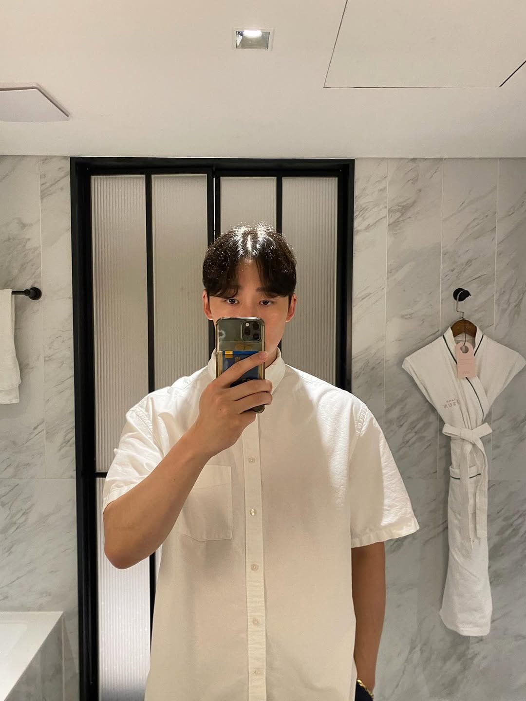 Post 3 by 동이 on Instagram (carousel)