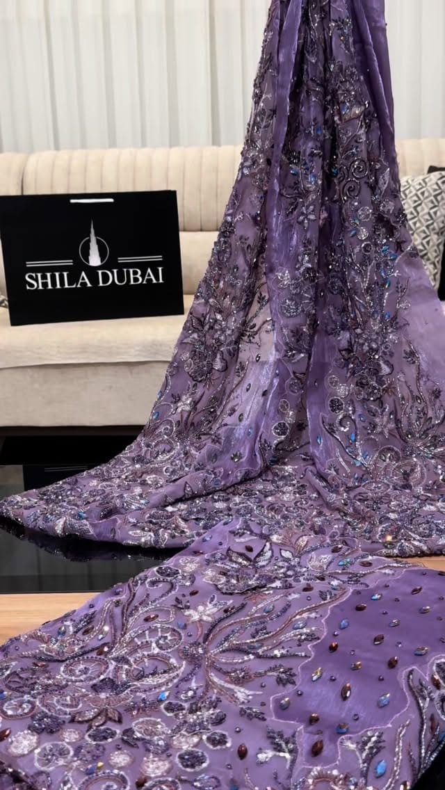 Post 10 by jli_Shila_dubai on Instagram (video)