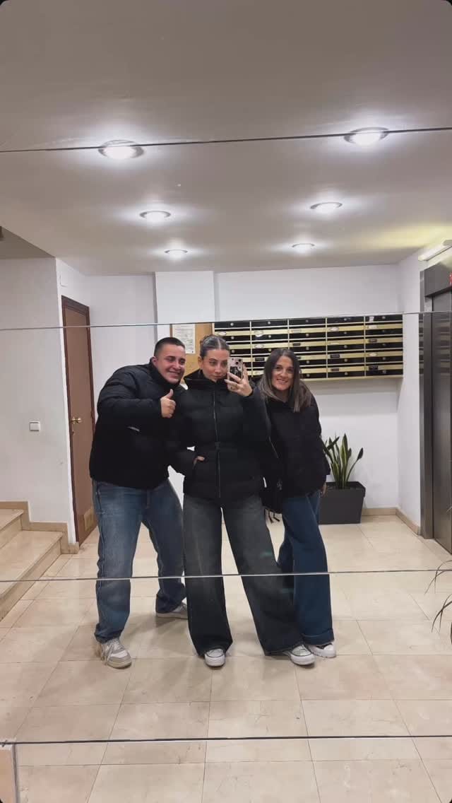 Post 6 by Eva🌺 on Instagram (video)